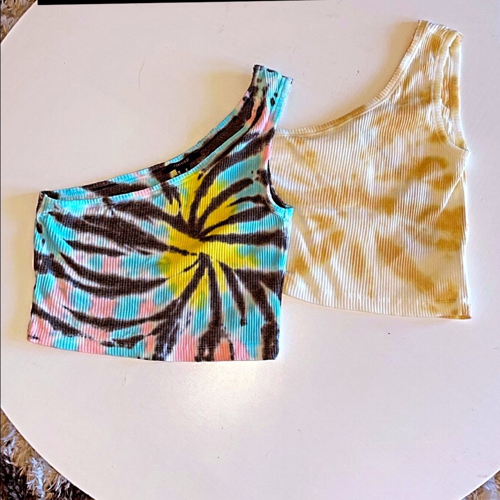 Forever 21 Tanks